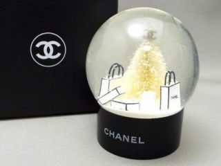 Chanel Snow Globe Dome White Christmas Tree Vip Customer Limited Novelty Benefit