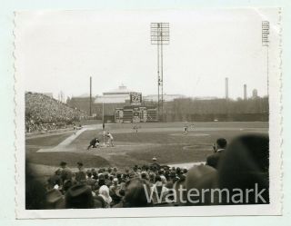 1960s B/w Polaroid Photo Pittsburgh Pirates Vs Milwaukee Braves Baseball Game