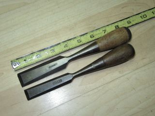 2 Vintage Stanley Everlast Wood Chisels Good User Tool.  3/4  & 1