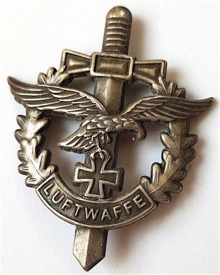 Ww2 German Luftwaffe Pilot Pin Badge With Iron Cross Medal Award Iii Reich Eagle
