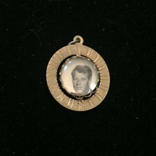 Vintage John F Kennedy and Robert Kennedy Spinner Necklace Pendant 2