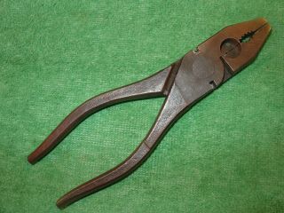 Vintage Unbranded Pliers Side Cutters Wire Cutters/Strippers 6 - 1/2 