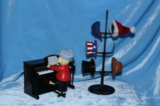 MR CHRISTMAS TEDDY TAKES REQUEST PIANO PLAYING BEAR with hat rack EUC musical 2