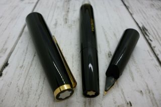 C89 MONTBLANC 320 Fountain Pen Black 14K Gold 585 EF w/box 4