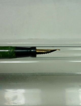 Swan Lady Fountain Pen.  Green Jade.  Swan 2 nib,  with some flex.  1927.  G/VGWC. 2