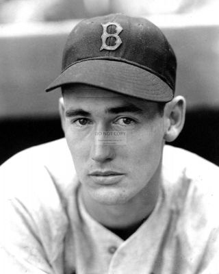 Ted Williams Boston Red Sox Baseball Hall Of Famer - 8x10 Sports Photo (dd984)