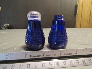 Cambridge Tally Ho Cobalt Salt Shakers With One Glass Top