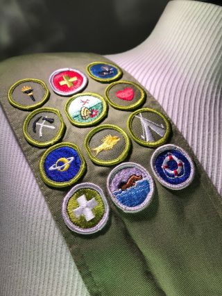 Vintage Boy Scout Sash with 12 Merit Badges 2