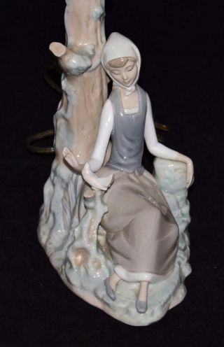 Lladro Vincente Martinez GIRL WITH DOVE (1985) Porcelain Figurative Lamp,  REPAIR 2