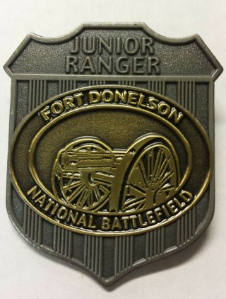 Fort Donelson Battlefield Nps National Park Service Jr Junior Ranger Badge Metal