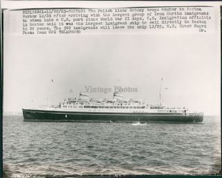 1965 Press Photo Ship Batory Polish Liner Anchor Boston Ma Harbor Port 6x8