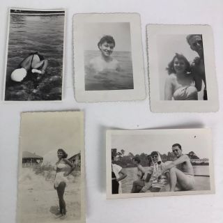 Vintage Black White Photo Snap Shot Bathing Suit Beach Swiming Women Men 1940 