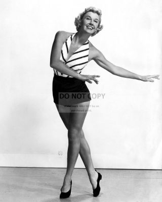 Doris Day Film And Television Actress - 8x10 Publicity Photo (nn - 041)