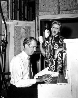 James Stewart & Doris Day On Set " The Man Who Knew Too Much " 8x10 Photo (da - 795)