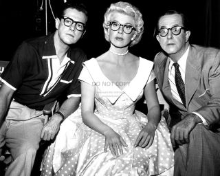 Robert Cummings,  Doris Day And Phil Silvers In " Lucky Me " - 8x10 Photo (zz - 771)