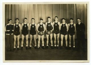 4 Vintage Photo 5 X 7 Group Boys Basketball Team Uniform 1944 Snapshot