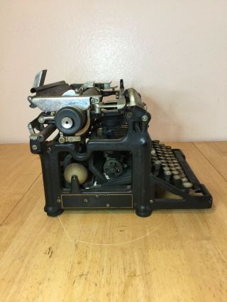 1923 Underwood Standard Typewriter No.  5 Serial 1727557 - 5 Needs Service 6