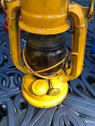 Vintage Rare Yellow 7.  5” Winged Wheel Kerosene Lantern No.  350 Post WWII Japan 6