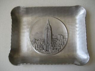 Vintage Empire State Building & Nyc Skyline Aluminum Pin Tray Alpha Switzerland