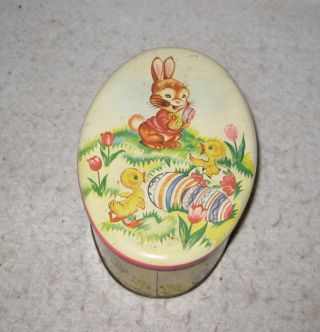 Decorative Collectible Oval Tin Easter Bunny Rabbit England 6 X 4 X 2.  5”