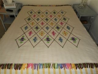 Charming Vintage Finished Completed Floral Crewel Embroidery Blanket Throw 66x51 2