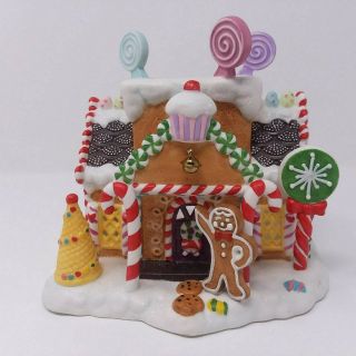 Partylite The Gingerbread Village 1 Cottage Tealight Candle Holder P7901