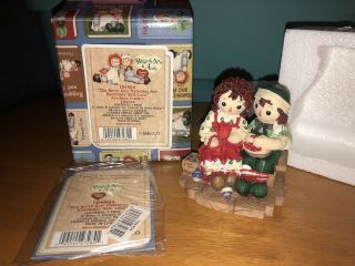 Raggedy Ann And Andy " The Berry Best Memories Are Home Made " Enesco