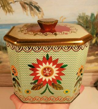 Vintage Baret Ware Art Grace Storage Decorative Tin England Floral 5.  5x5.  5x4.  25 "