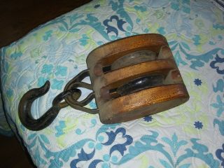 Antique Hard Wood & Iron Barn Pulley Block And Tackle Double Pully Hook