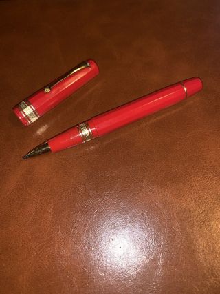 Omas Paragon Red Rollerball Pen W/gold - Plated Trim