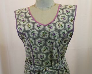 Vintage Full Bib Apron 1940s Floral Cotton Print XL Size H Back 2