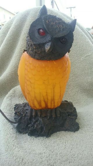 Vintage Stained Glass Tiffany Style Owl Accent Lamp.  Spooky For Halloween