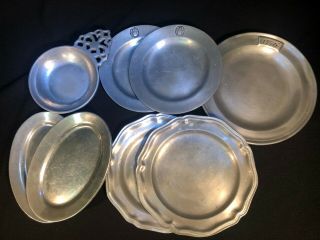 Set Of 8 Vintage Wilton Armetale Rwp Pewter Plates And 1 Bowl