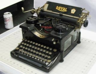 Antique/Vintage Royal Model 10 Typewriter w/ Beveled Glass Sides VG 2