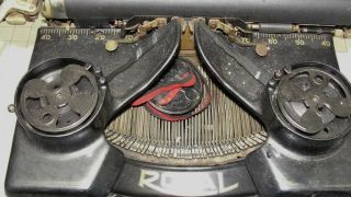 Antique/Vintage Royal Model 10 Typewriter w/ Beveled Glass Sides VG 5