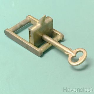 Antique Vtg.  Brass Eagle Lock Co.  Belt Buckle Shape with 1 key 5