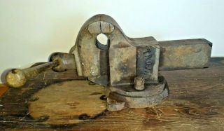 Antique Early Parker Trojan 724 Blacksmith Swivel Bench Vise Pat Date 1914