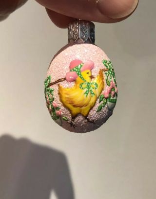 Patricia Breen Surprise Bonny Peep Miniature Egg Ornament - Exclusive Catz