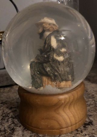 Emmett Kelly Jr.  Clown Collectible Figurine Snow Globe 