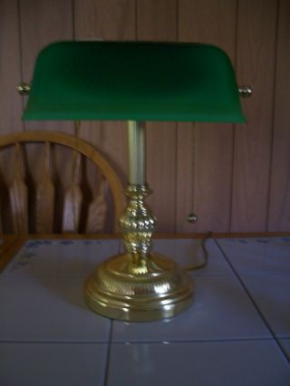 Vintage BANKERS LAWYERS Brass Desk Lamp w/EMERALD Green Glass Shade 4