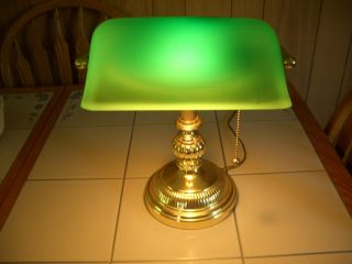 Vintage BANKERS LAWYERS Brass Desk Lamp w/EMERALD Green Glass Shade 7