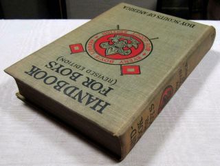 1914 BOY SCOUTS of AMERICA – “Handbook for Boys” – Scoutcraft,  First Aid,  etc. 2
