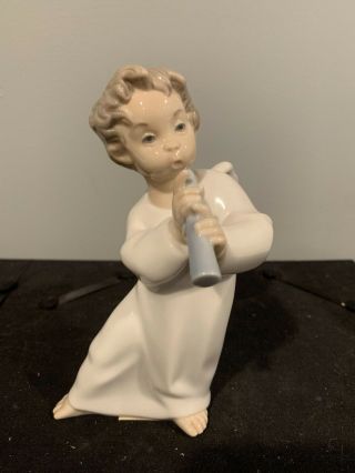 Lladro 4540 Angel With Flute With Box