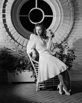 Barbara Stanwyck Legendary Actress - 8x10 Publicity Photo (az756)