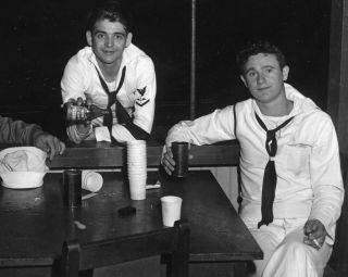 Vintage Photo: Uso Dance Sailors Navy Men Drinks Food 40 