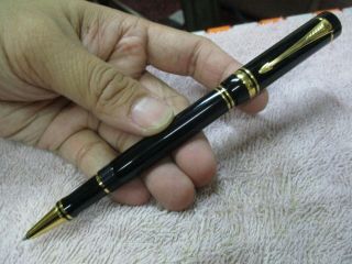 Parker Duofold Black And Gold Roller Ball Point Pen