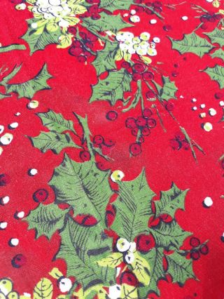 Vintage 1950s Christmas Tablecloth Cotton Mistletoe Holly 70x50 2