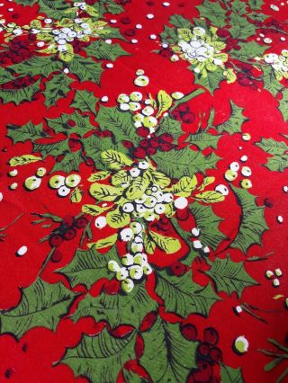 Vintage 1950s Christmas Tablecloth Cotton Mistletoe Holly 70x50 3