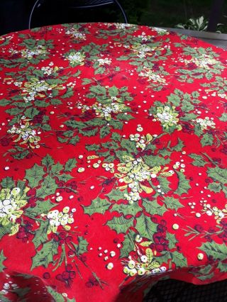 Vintage 1950s Christmas Tablecloth Cotton Mistletoe Holly 70x50 4