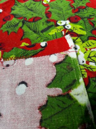 Vintage 1950s Christmas Tablecloth Cotton Mistletoe Holly 70x50 5